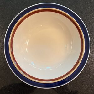 Imperial Mikasa Stoneware MW150 Imperial Blue Vegetable Bowl